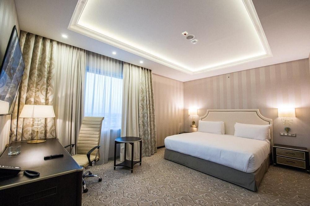 Hotel Prahova Plaza Плоешти Экстерьер фото