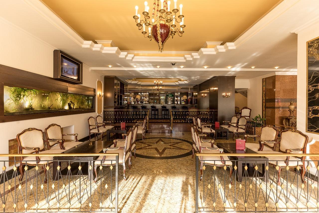Hotel Prahova Plaza Плоешти Экстерьер фото
